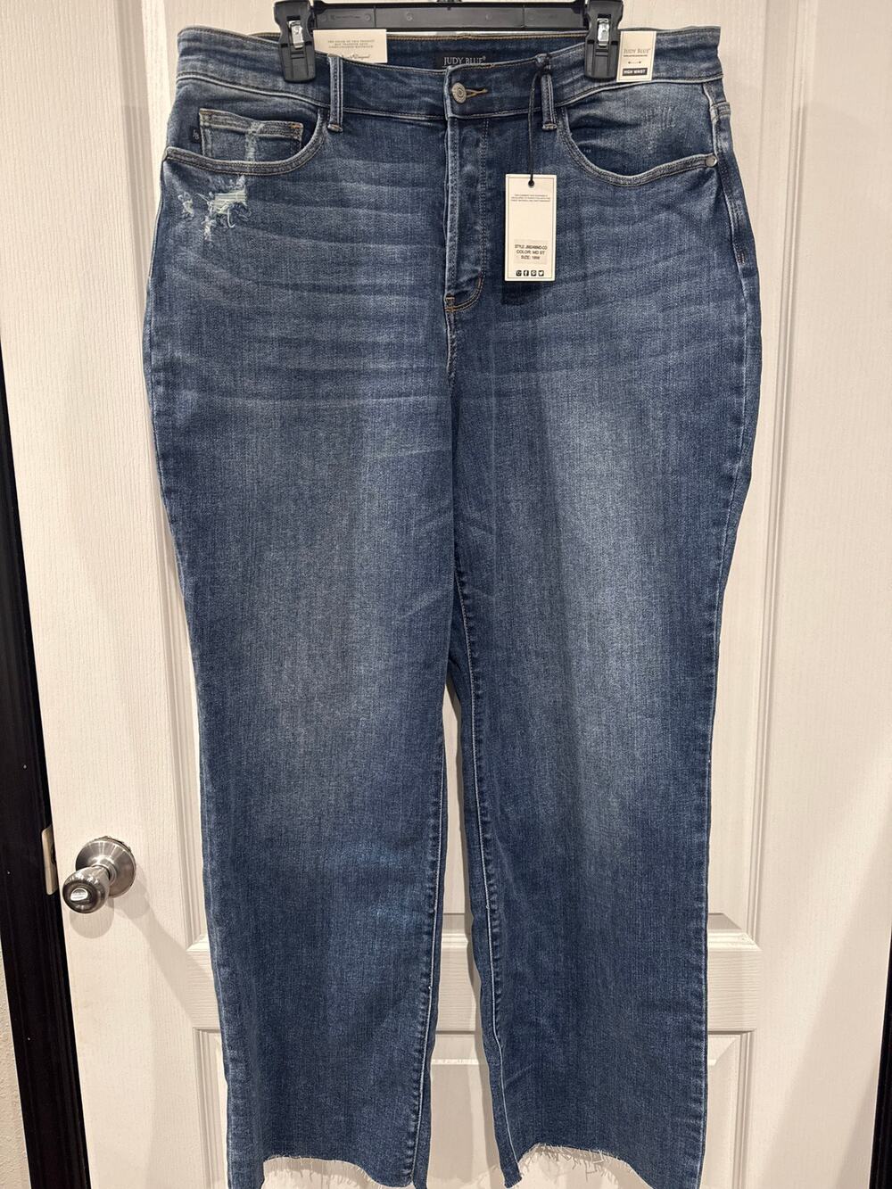 Judy Blue 18W High Rise Straight Leg Jeans Raw Hem Hidden Button Fly NWT